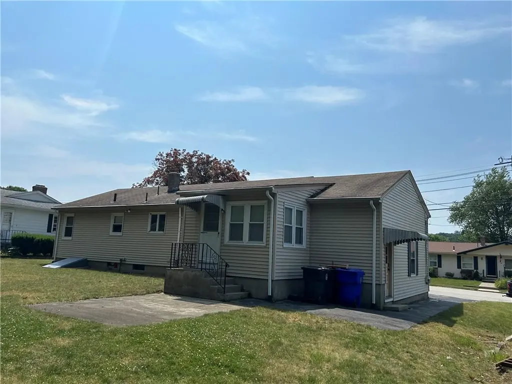 30 Wenscott Lane North Providence RI 02904