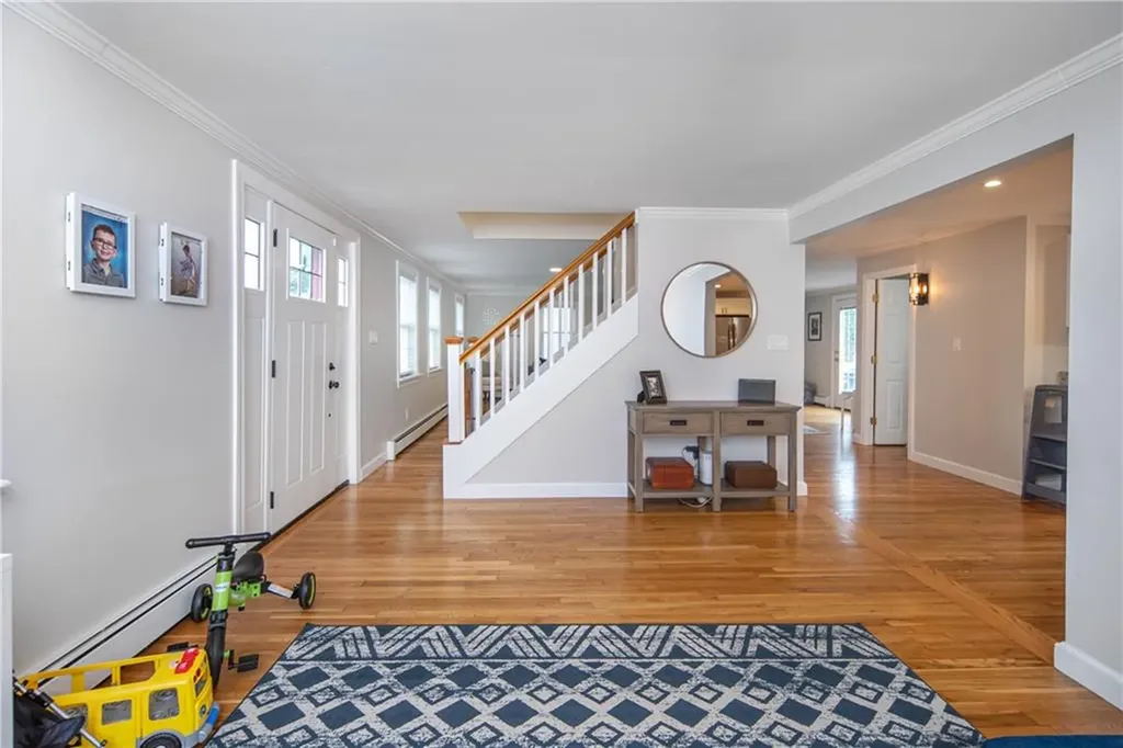 10 Green Street Cumberland RI 02864