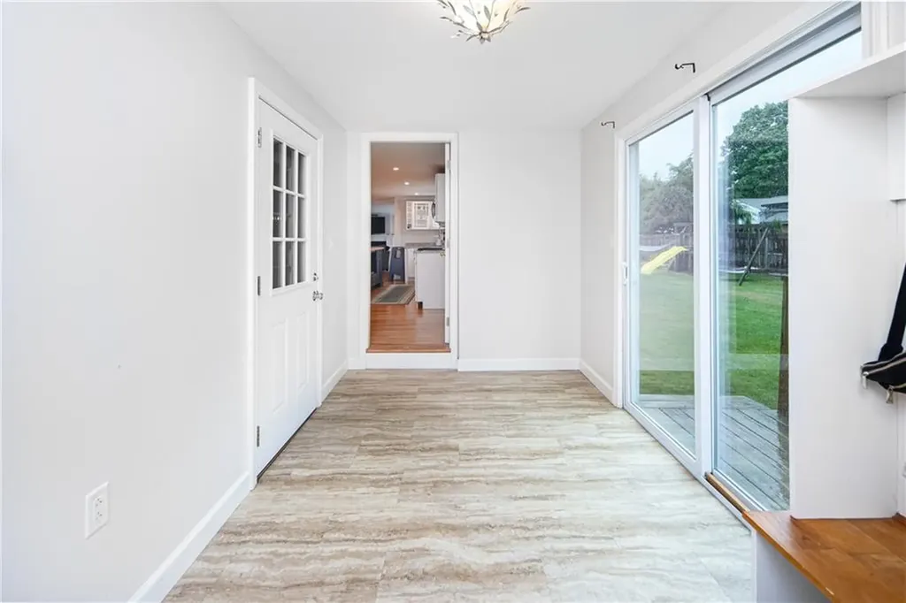 10 Green Street Cumberland RI 02864