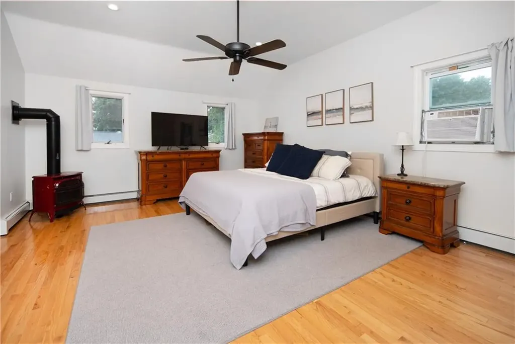 10 Green Street Cumberland RI 02864