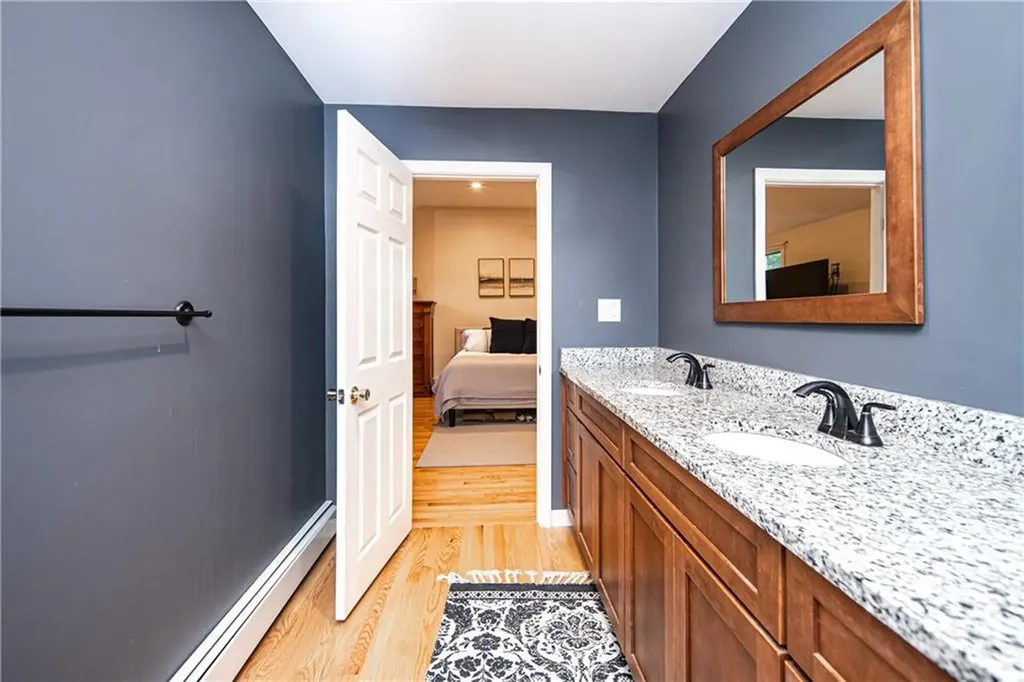 10 Green Street Cumberland RI 02864