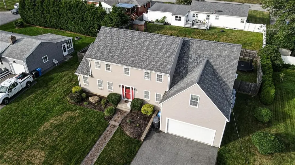 10 Green Street Cumberland RI 02864