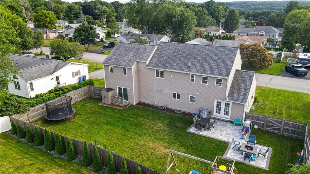 10 Green Street Cumberland RI 02864