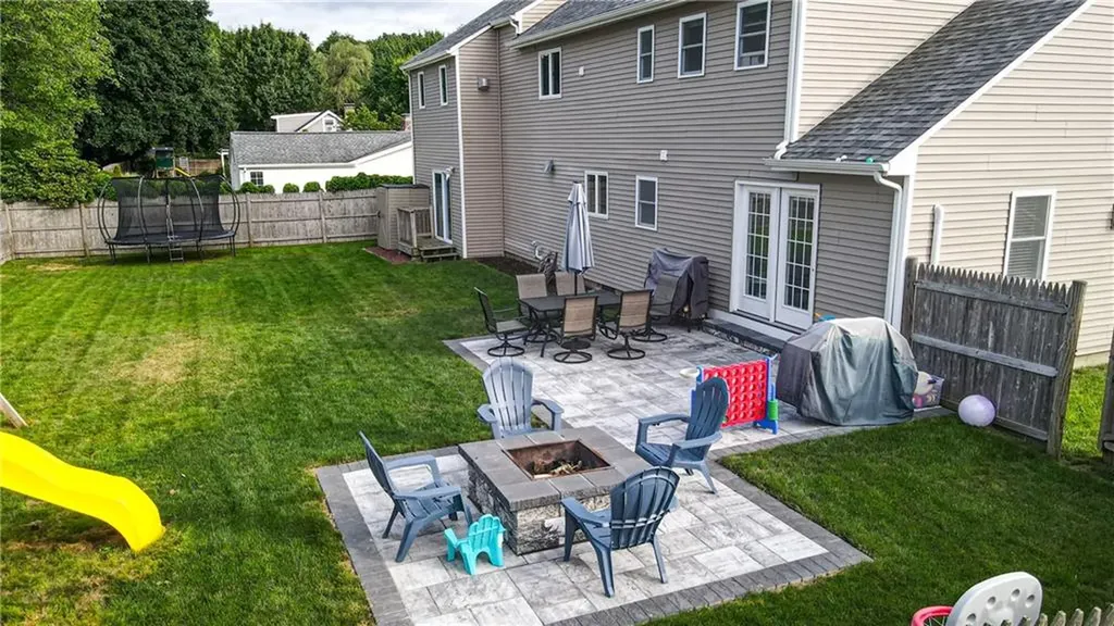 10 Green Street Cumberland RI 02864
