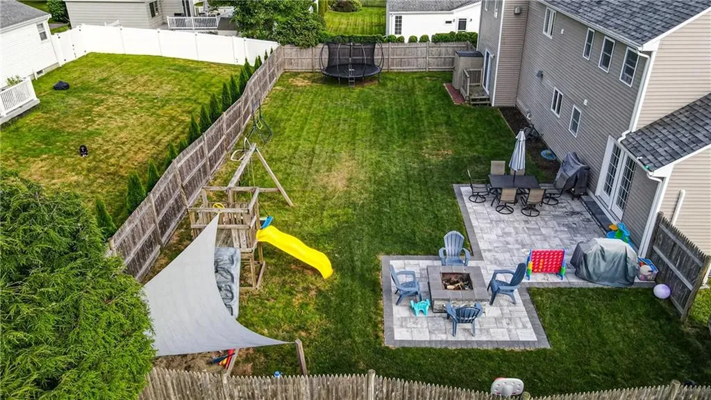 10 Green Street Cumberland RI 02864