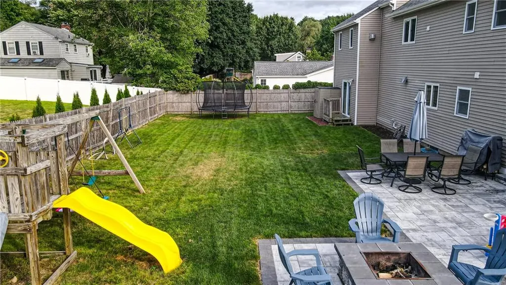 10 Green Street Cumberland RI 02864