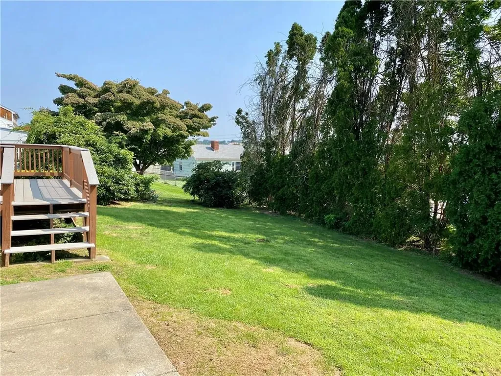 5 Balsam Avenue Middletown RI 02842