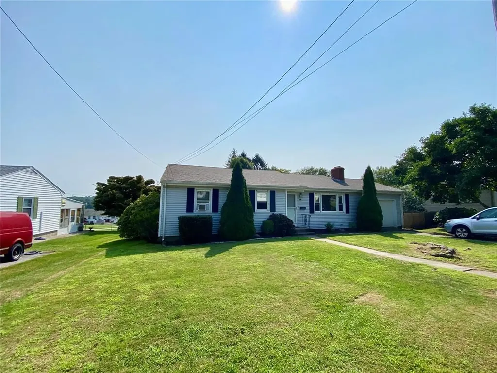 5 Balsam Avenue Middletown RI 02842