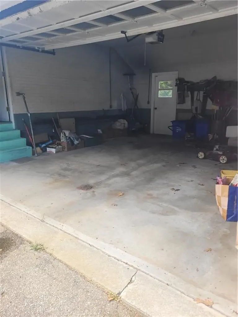 570 Harris Avenue Woonsocket RI 02895