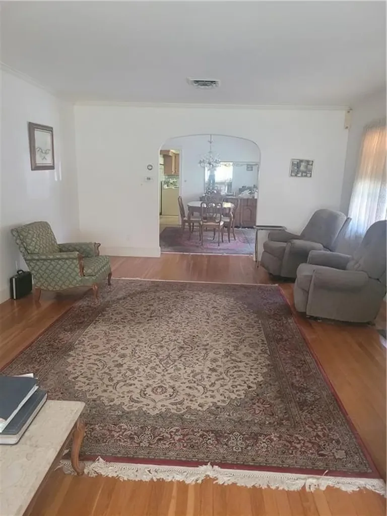 570 Harris Avenue Woonsocket RI 02895