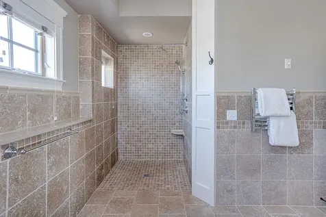 75 Stanton Avenue Narragansett RI 02882