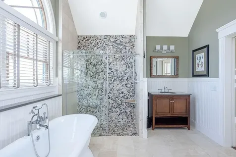 75 Stanton Avenue Narragansett RI 02882