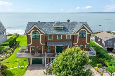 75 Stanton Avenue Narragansett RI 02882