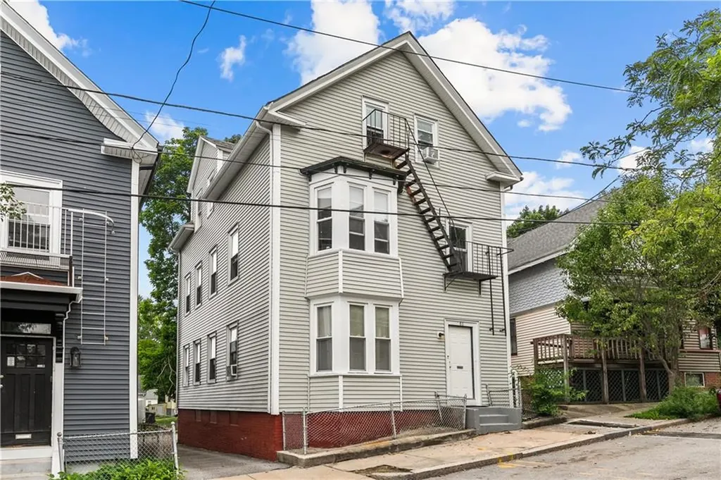 86 Abbott Street Providence RI 02906