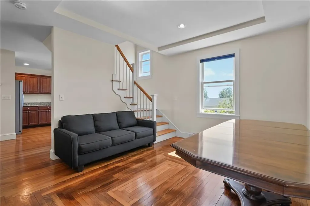 40 Walnut Street Tiverton RI 02878