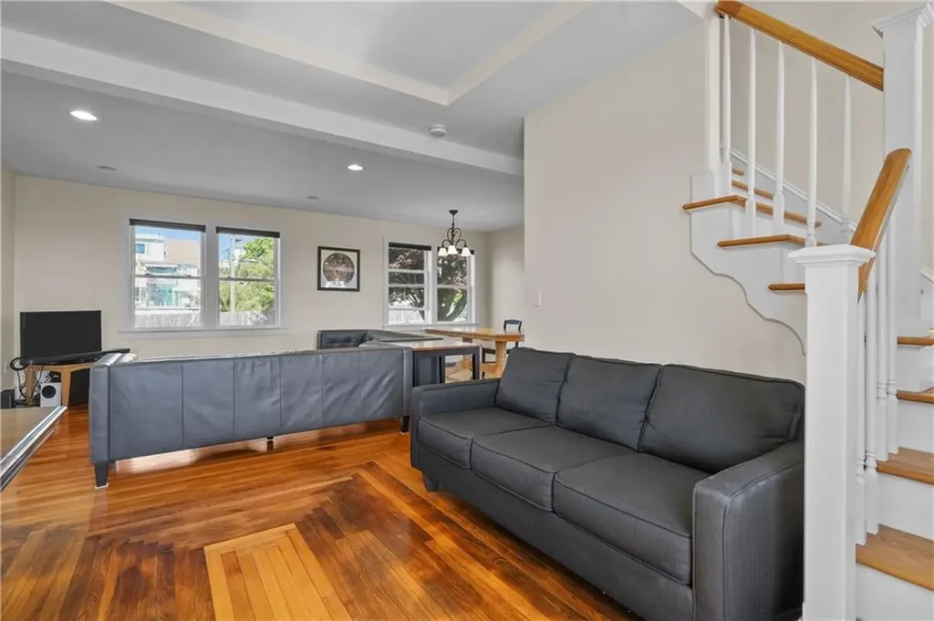 40 Walnut Street Tiverton RI 02878