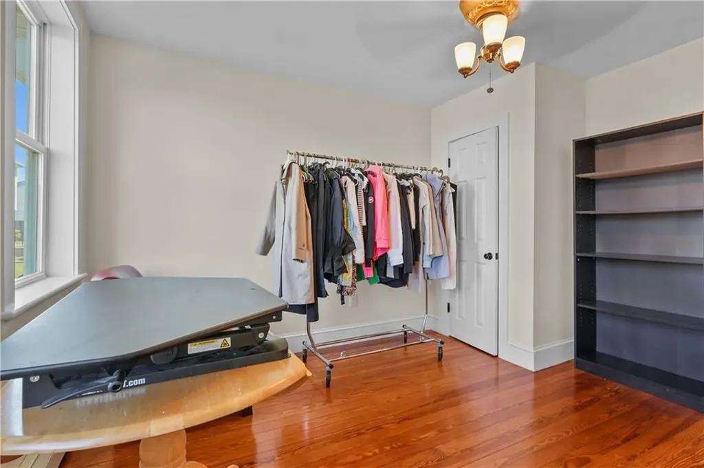40 Walnut Street Tiverton RI 02878