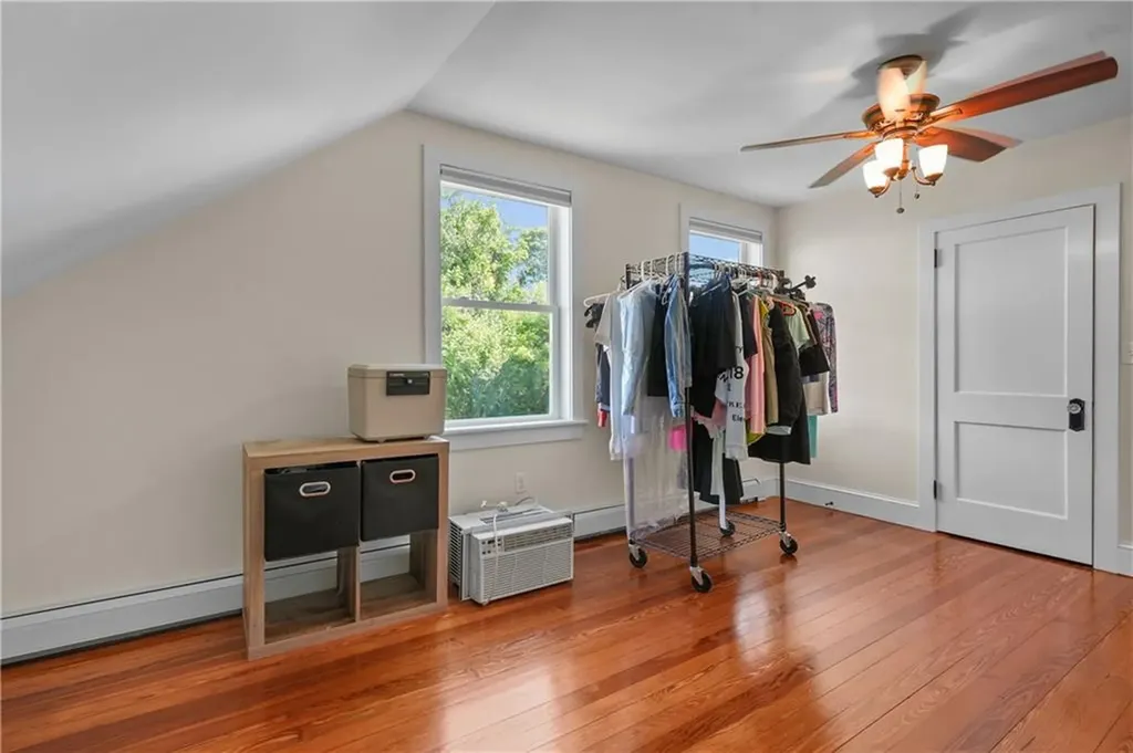 40 Walnut Street Tiverton RI 02878