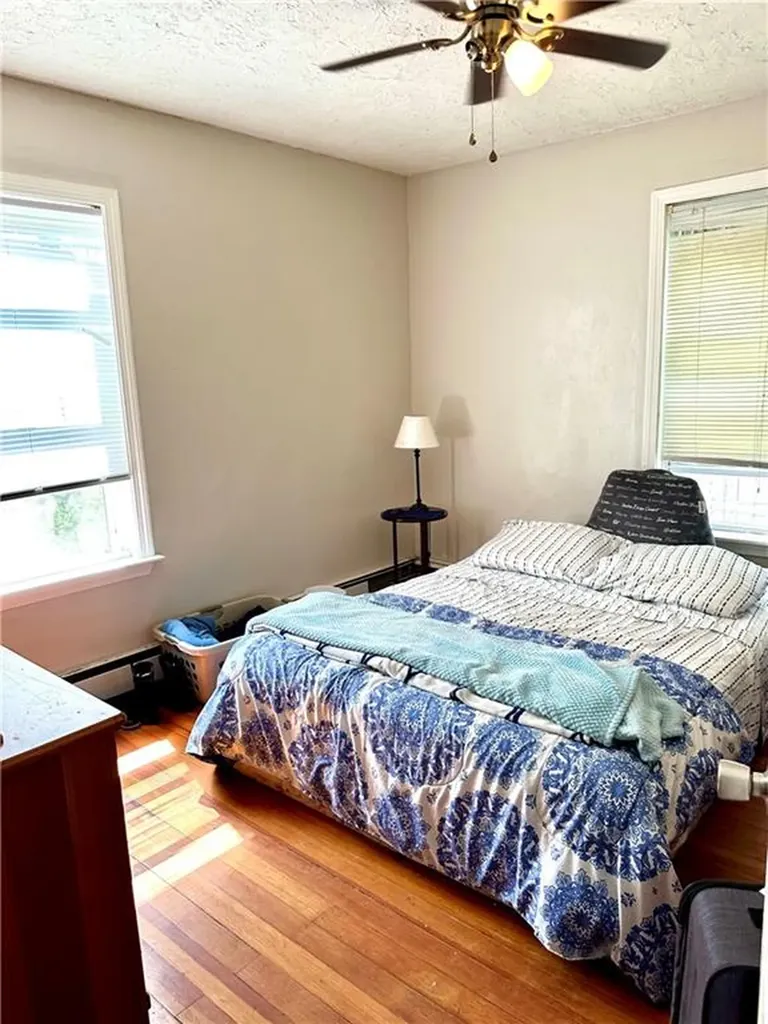 122 Grand Street Woonsocket RI 02895