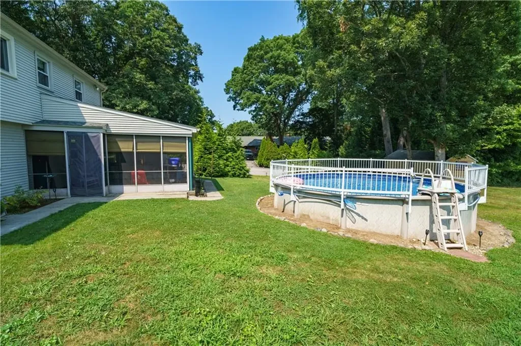 25 Auburn Street West Warwick RI 02893