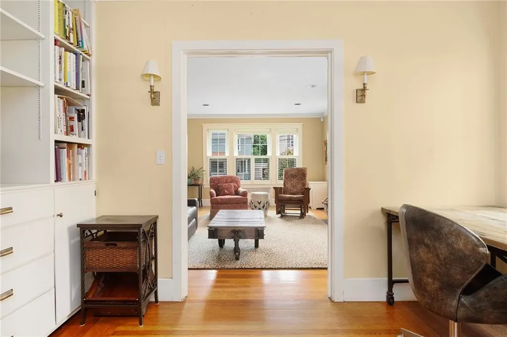 22 President Avenue Providence RI 02906