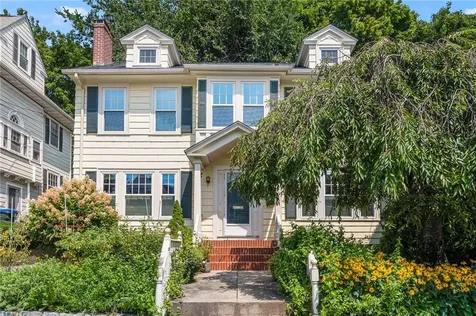 22 President Avenue Providence RI 02906