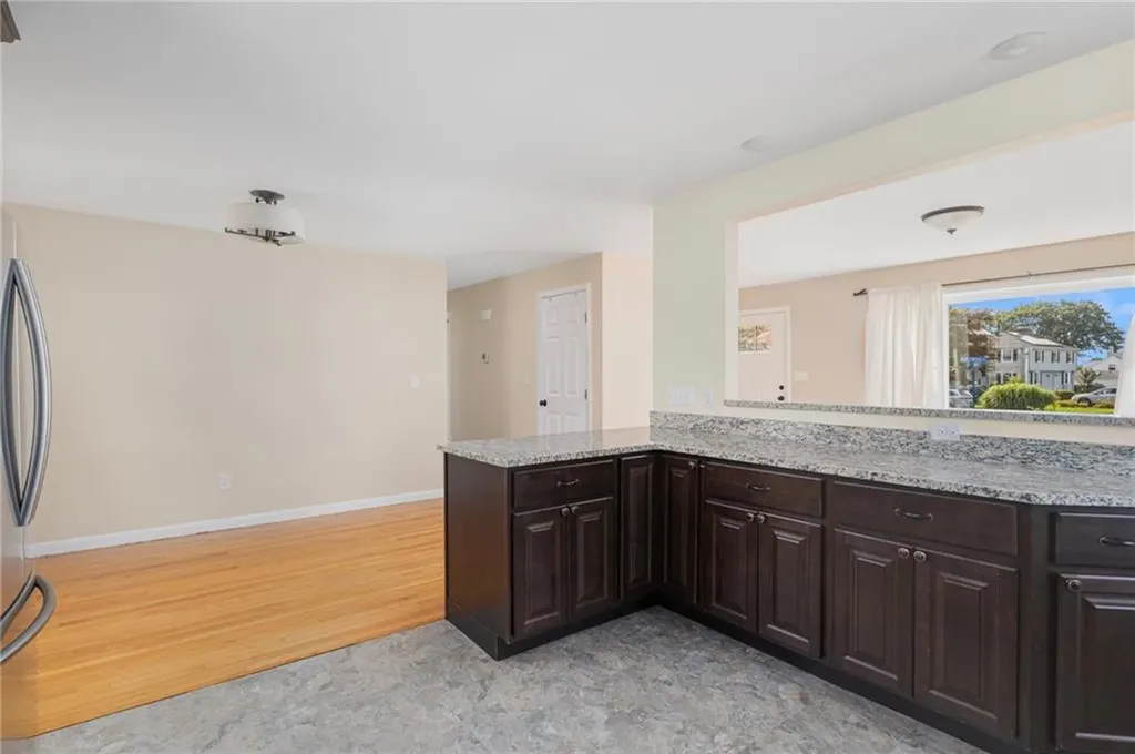 50 Maplewood Road Middletown RI 02842