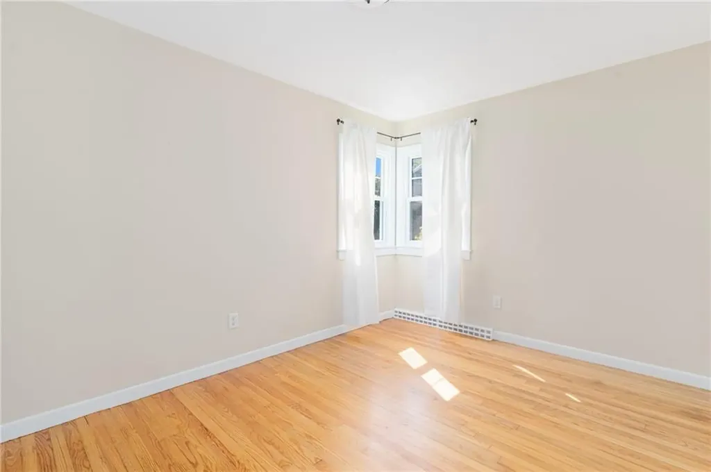 50 Maplewood Road Middletown RI 02842