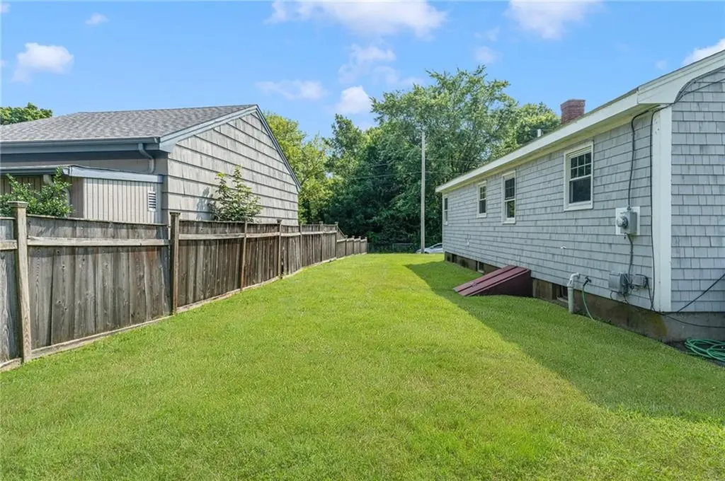 50 Maplewood Road Middletown RI 02842