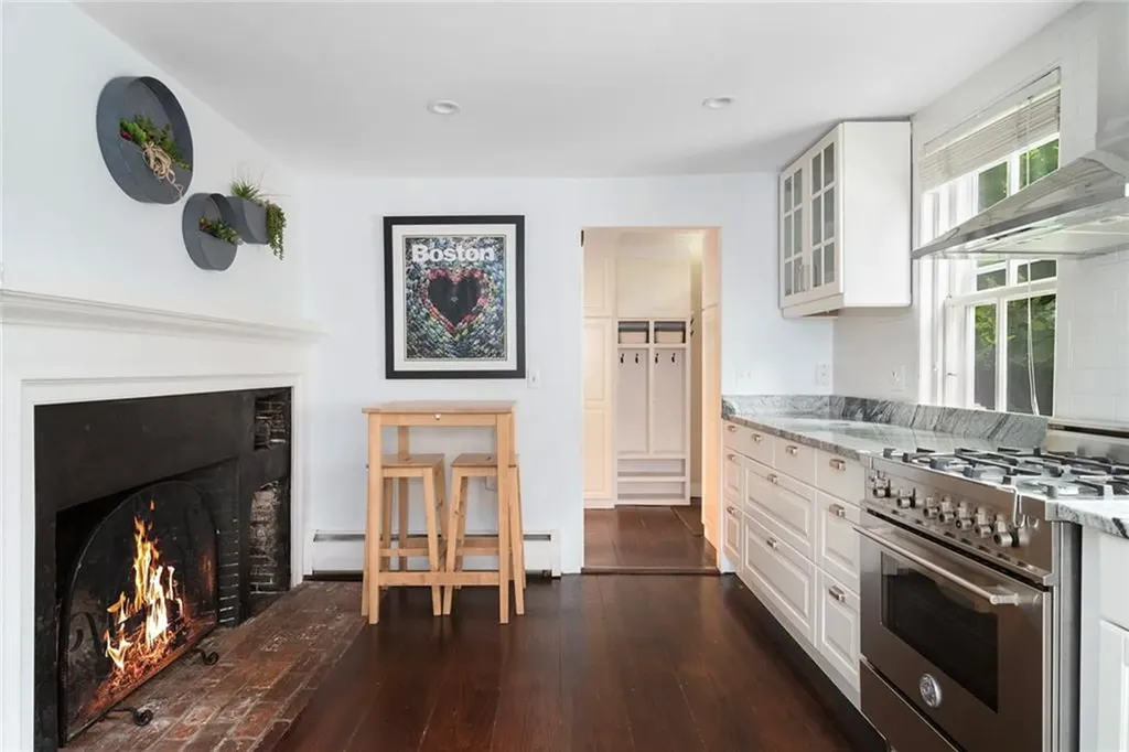 56 Sheldon Street Providence RI 02906