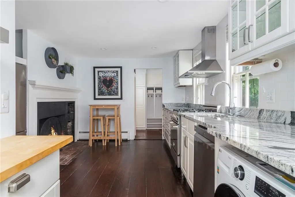 56 Sheldon Street Providence RI 02906