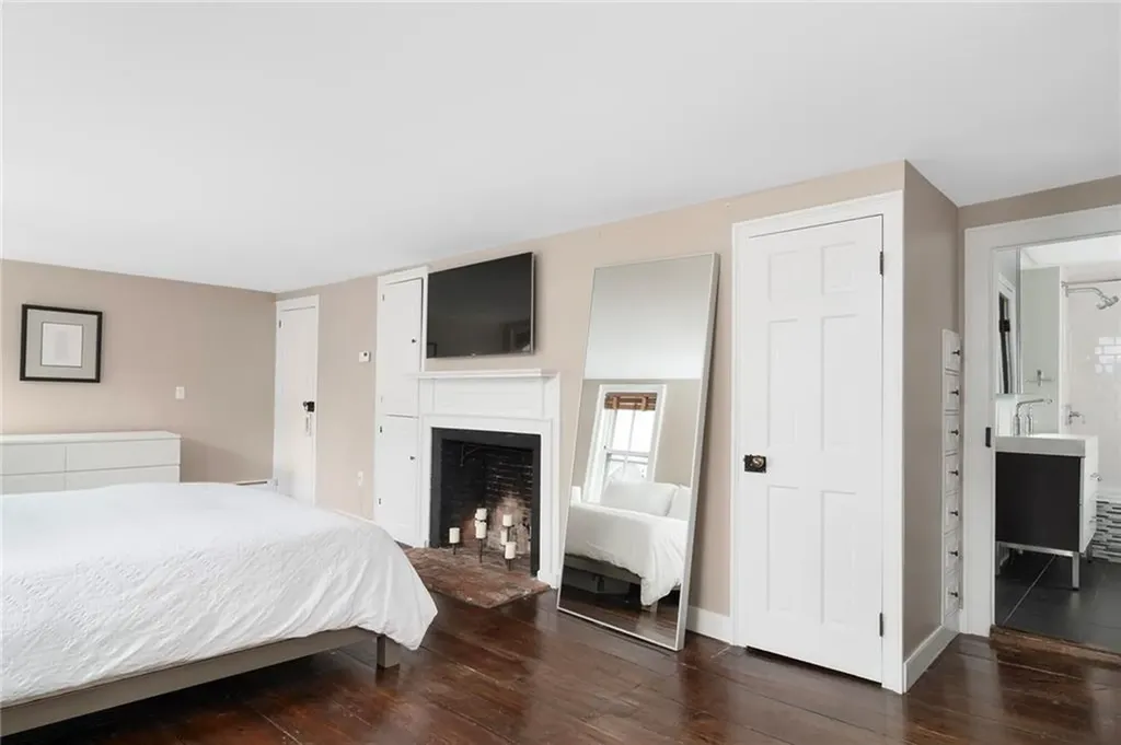 56 Sheldon Street Providence RI 02906
