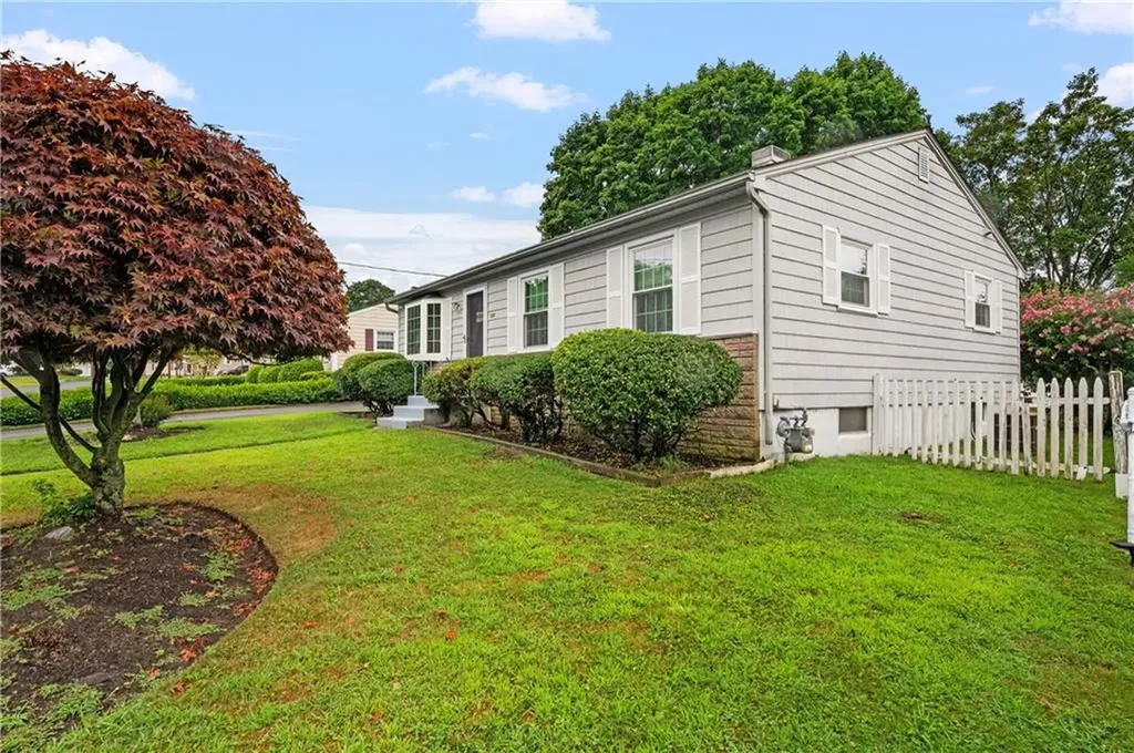 149 Patton Road Woonsocket RI 02895