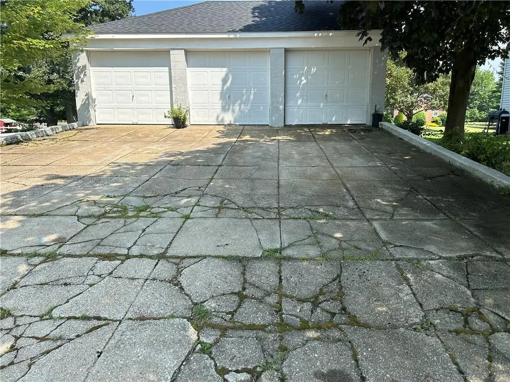 511 Pippin Orchard Road Cranston RI 02921