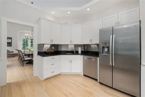 94 Division Street East Greenwich RI 02818