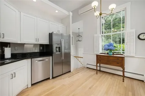 94 Division Street East Greenwich RI 02818