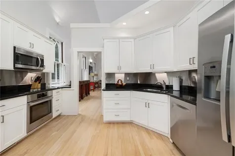 94 Division Street East Greenwich RI 02818