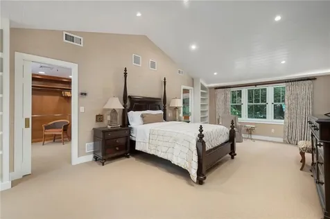 94 Division Street East Greenwich RI 02818