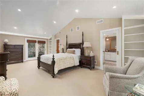 94 Division Street East Greenwich RI 02818