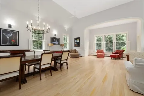 94 Division Street East Greenwich RI 02818