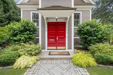 94 Division Street East Greenwich RI 02818