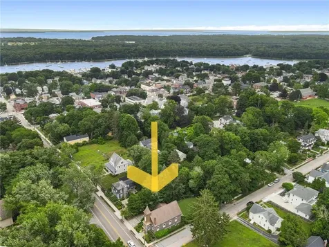 94 Division Street East Greenwich RI 02818