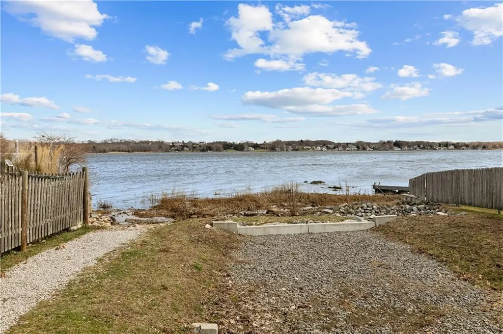 107 Fatima Drive Bristol RI 02809