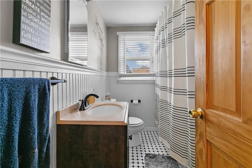 107 Fatima Drive Bristol RI 02809
