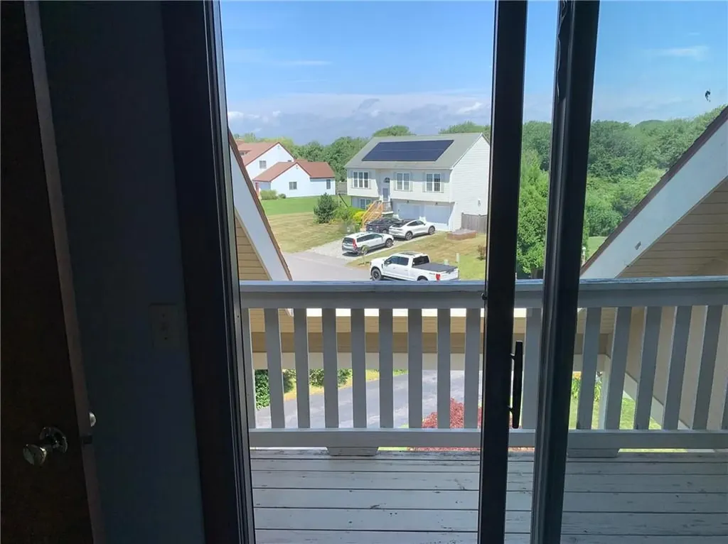 42 Carver Lane Narragansett RI 02882