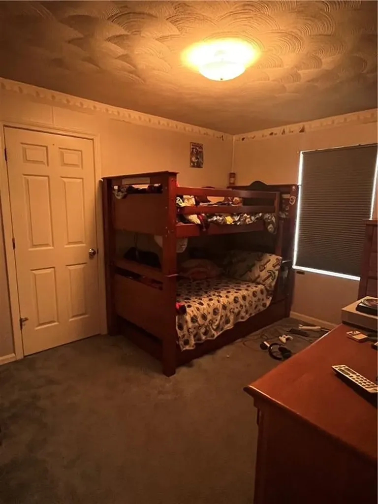 28 Cameron Court Warwick RI 02886