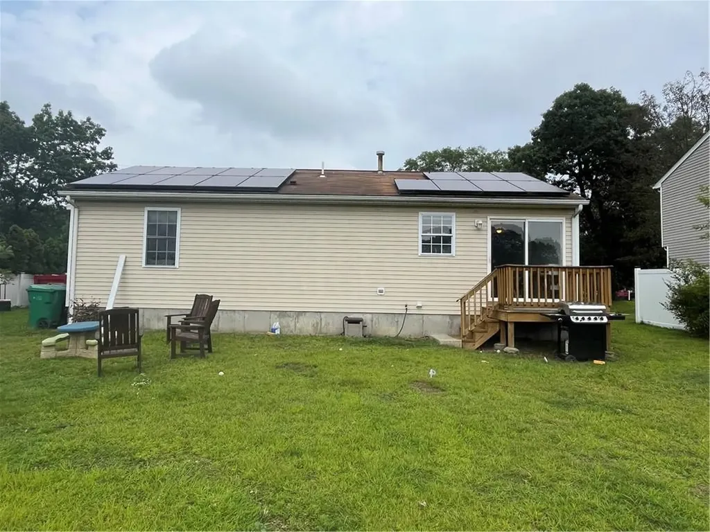 28 Cameron Court Warwick RI 02886