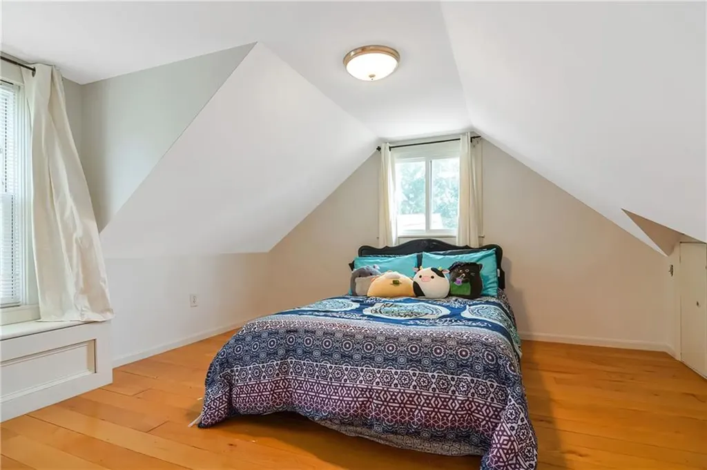 8 Doris Street Coventry RI 02816