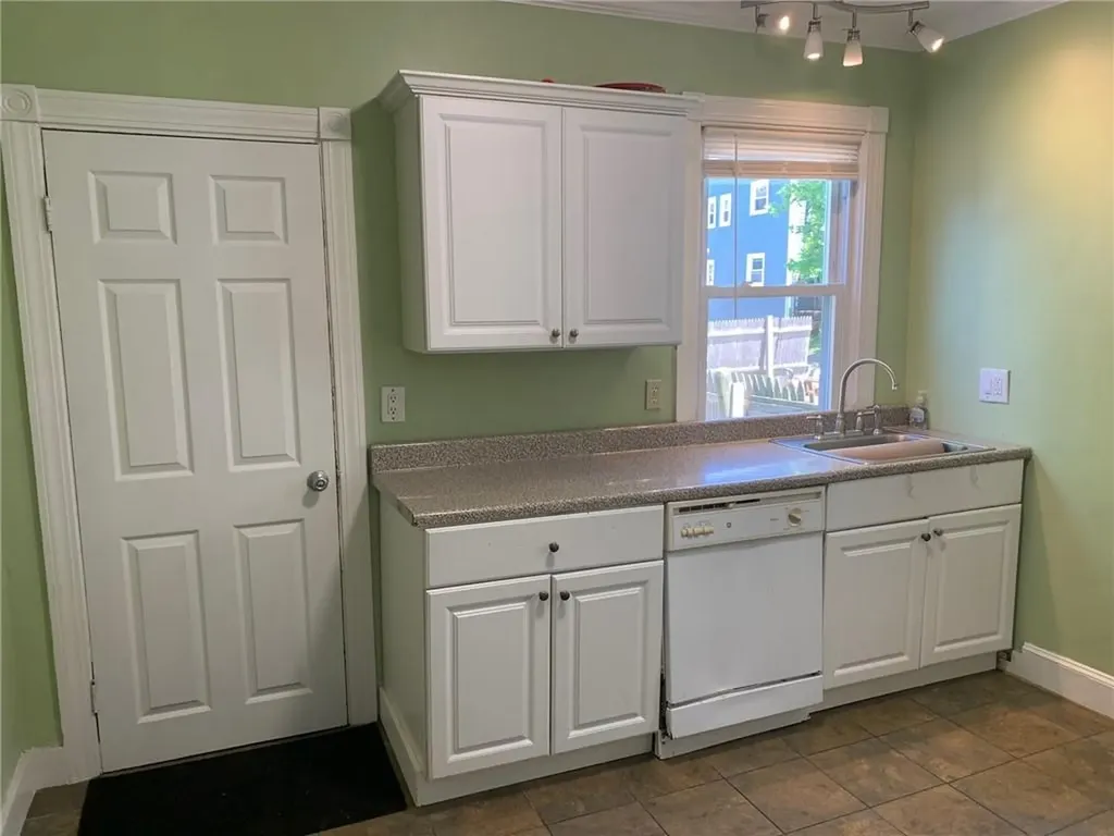 14 Grafton Street Newport RI 02840