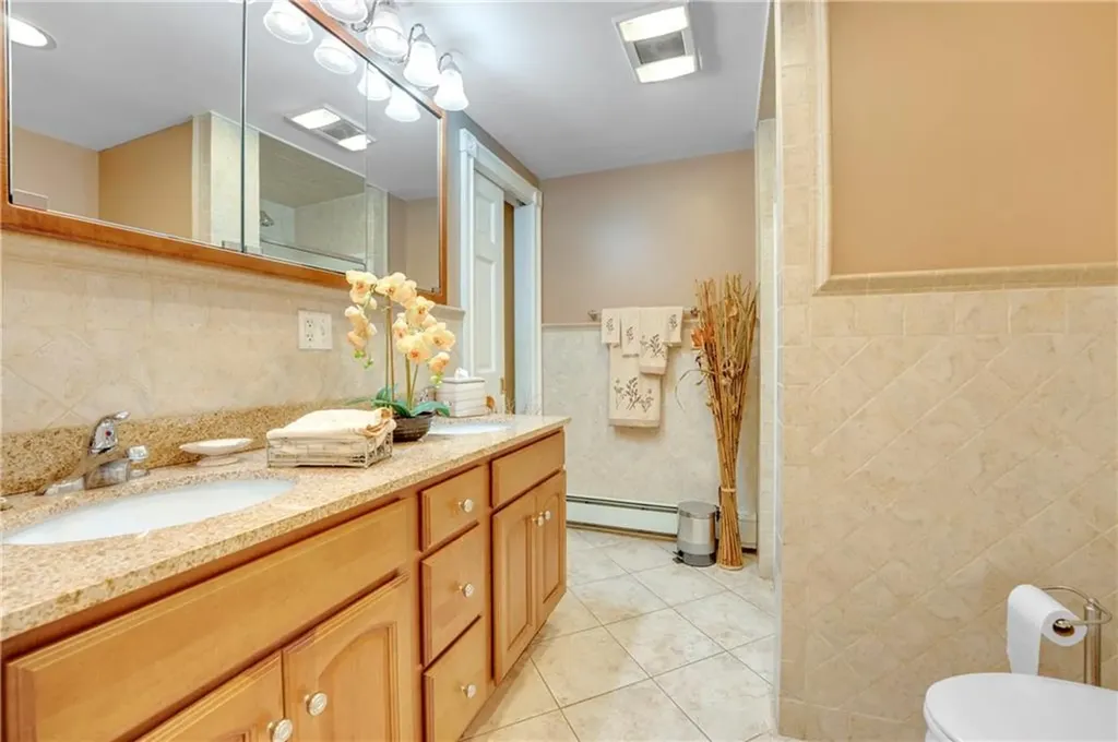 89 Vineyard Avenue Cumberland RI 02864